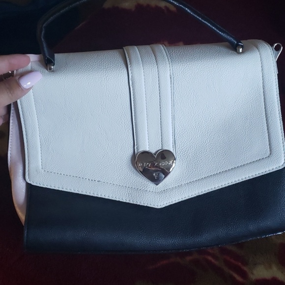 Betsey Johnson Handbags - Purse
